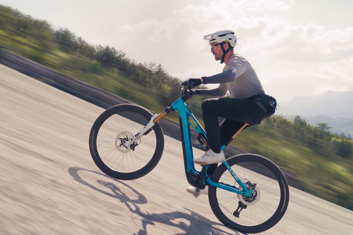 Vélo - marque Cube